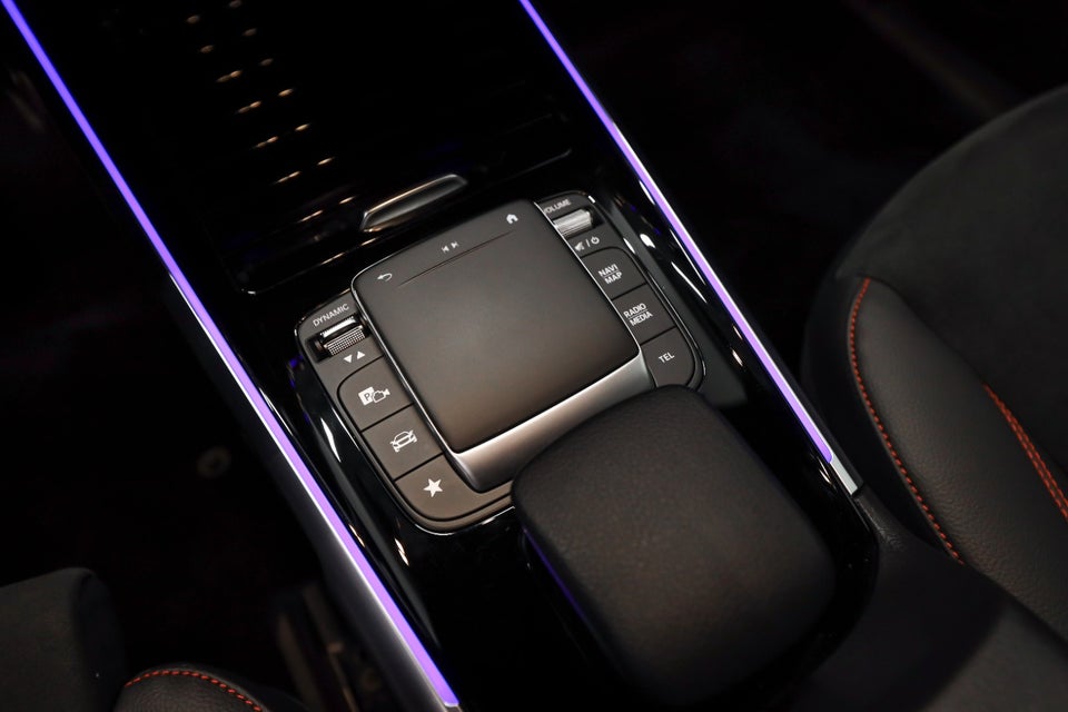 Mercedes EQB350 AMG Line 4Matic 7prs 5d