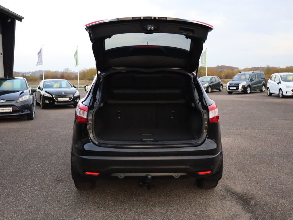 Nissan Qashqai 1,2 Dig-T 115 Tekna 5d