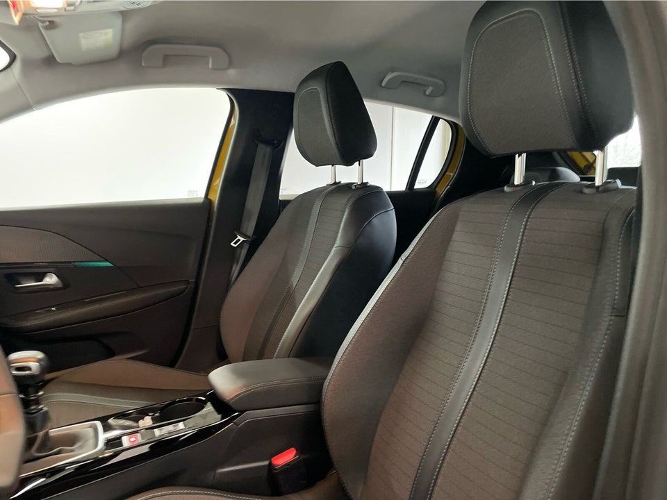 Peugeot 208 1,2 PureTech 100 Platin Sport 5d