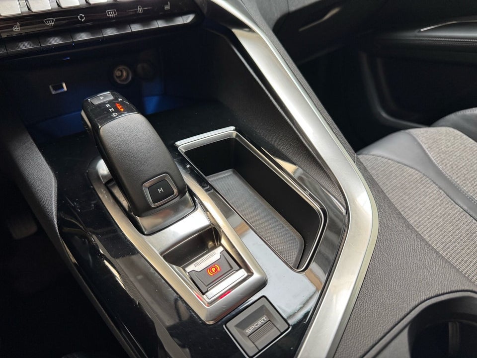 Peugeot 5008 1,6 e-THP 165 Allure EAT6 7prs 5d