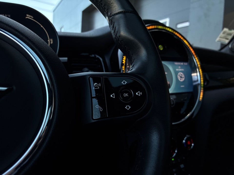 MINI Cooper SE Edition Premium Plus 3d