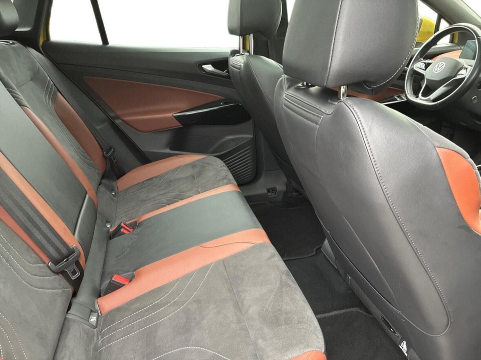 VW ID.4 77 Family Performance 5d