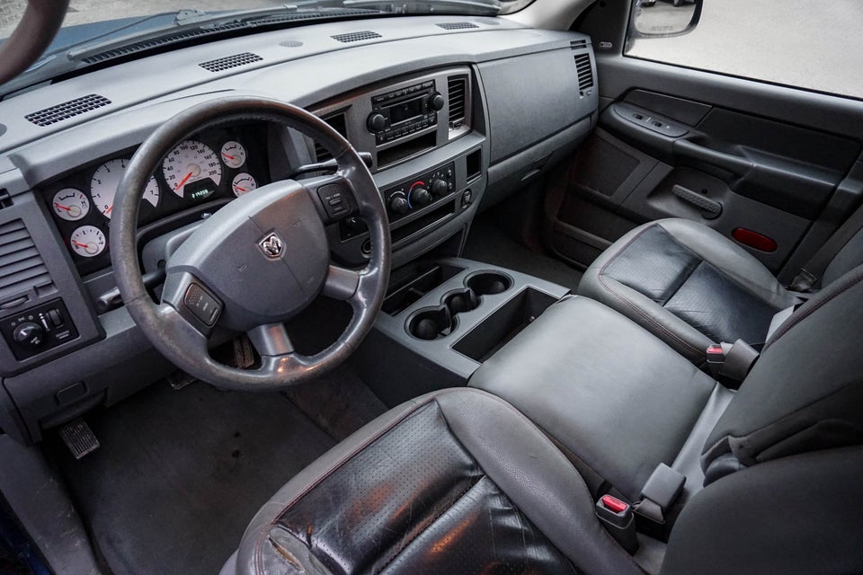 Dodge RAM 1500 5,7 V8 Hemi Sport aut. 4d