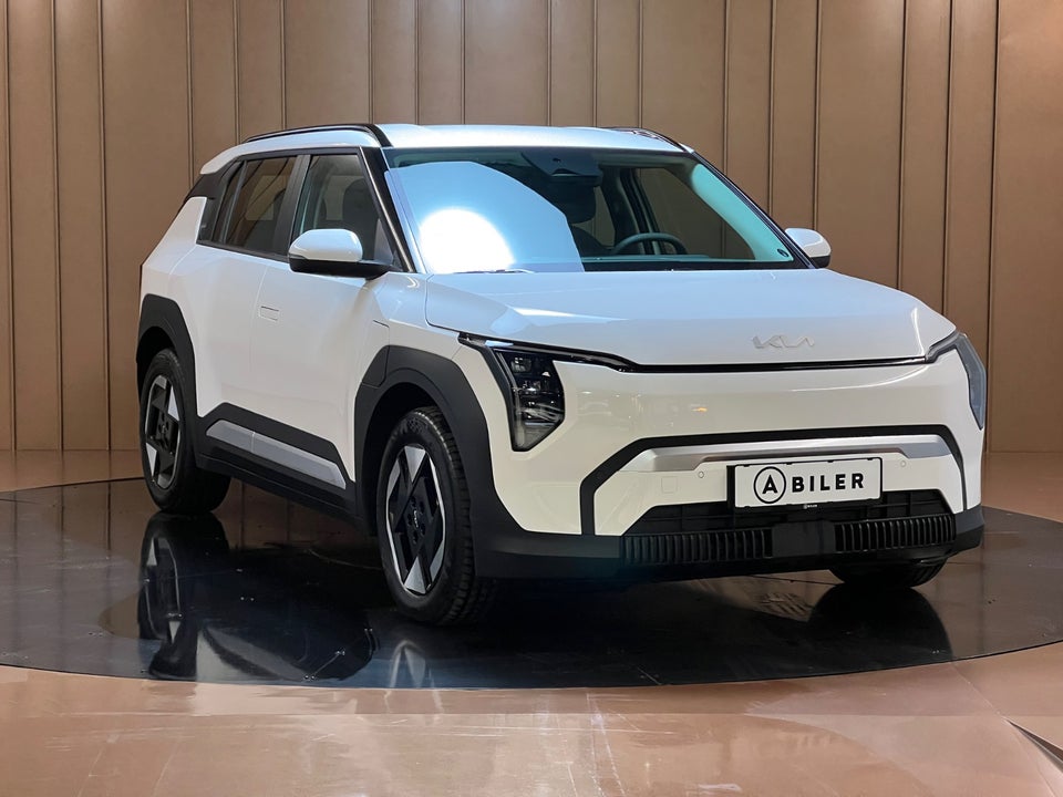 Kia EV3 58 Standard Range Access 5d