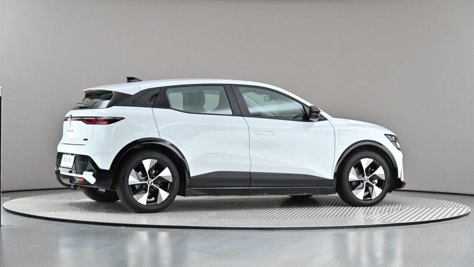 Renault Megane E-Tech 60 Equilibre 5d