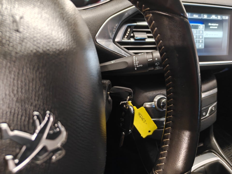 Peugeot 308 1,2 VTi 82 Active 5d