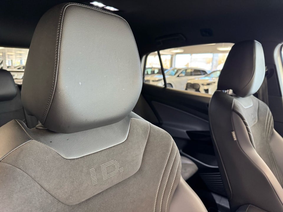 VW ID.5 77 Pro Performance 5d