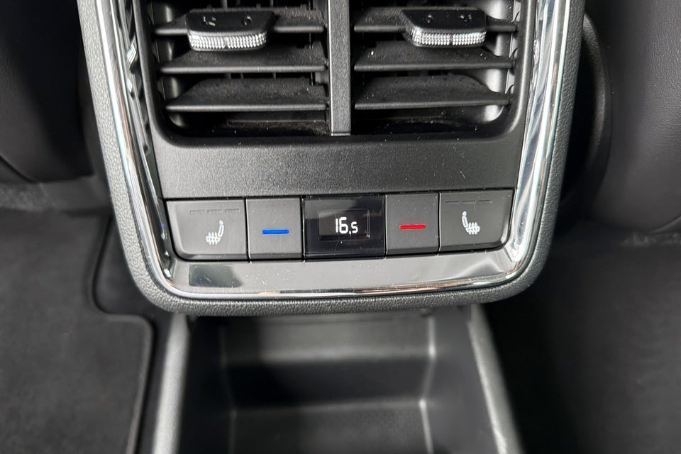 Skoda Enyaq 80 iV Loft 5d
