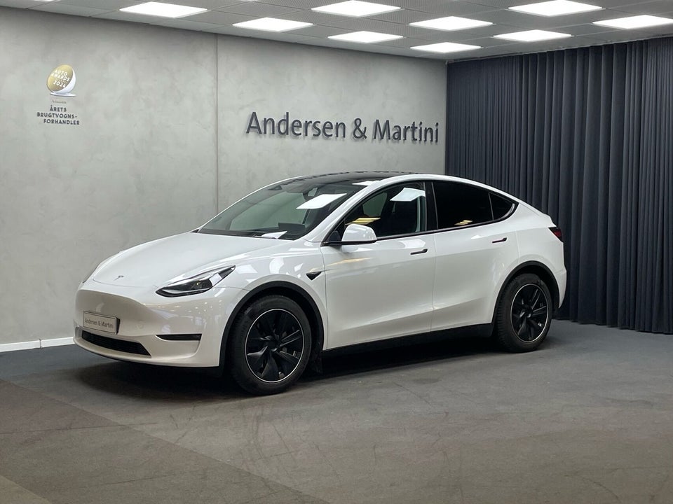 Tesla Model Y Long Range AWD 5d