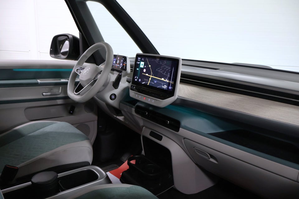 VW ID.Buzz 77 Pro SWB 5d