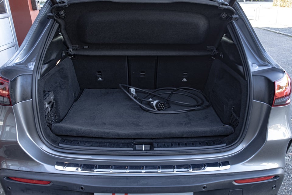 Mercedes EQA250 AMG Line 5d