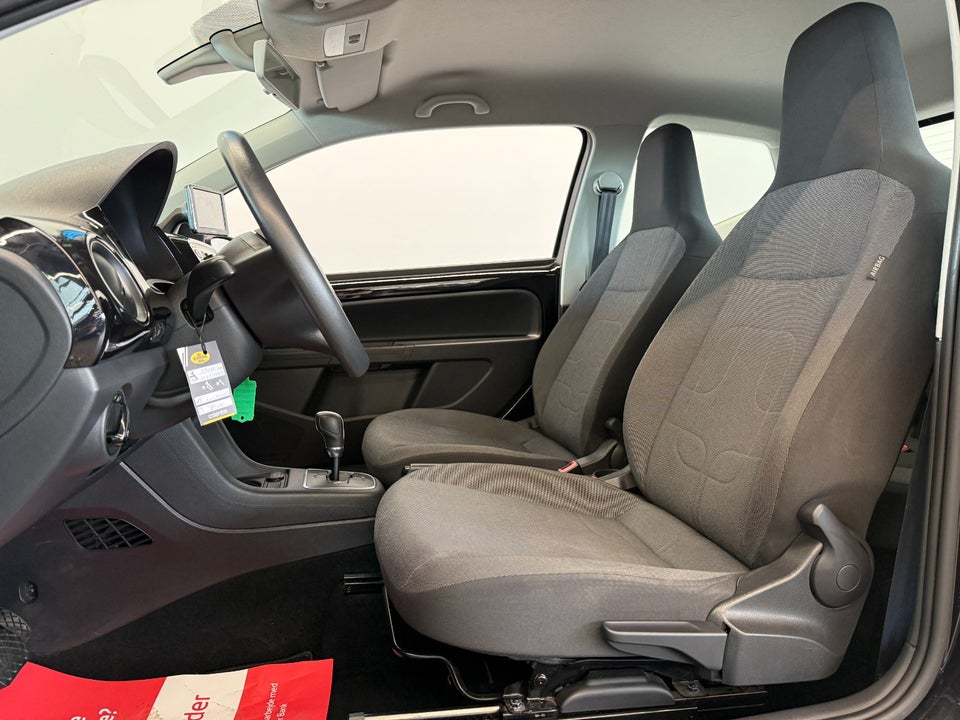 VW Up! 1,0 75 Move Up! ASG 3d
