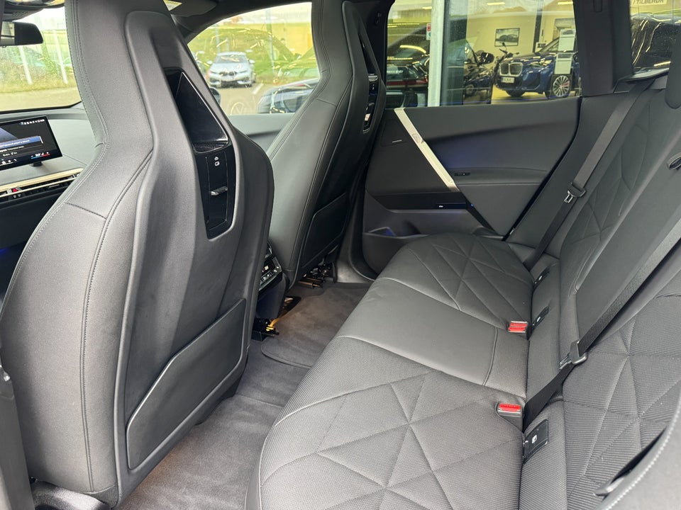 BMW iX xDrive50 Supercharged 5d