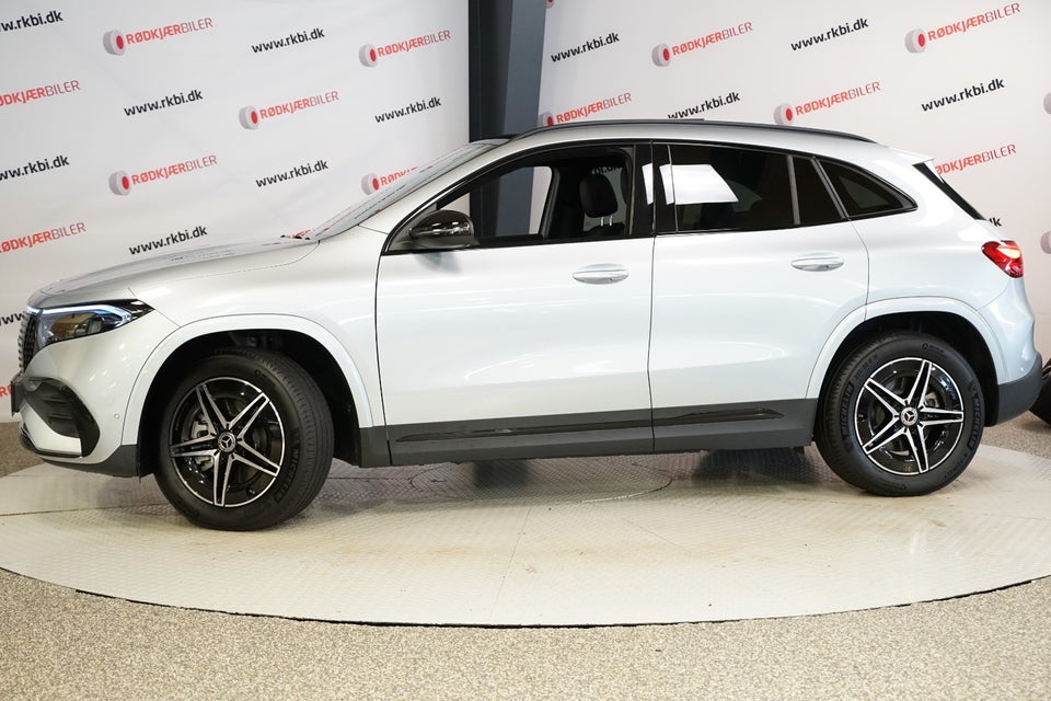 Mercedes EQA300 AMG Line 4Matic 5d