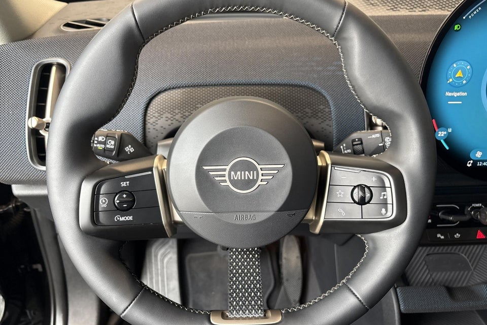 MINI Countryman SE Classic Trim M+ ALL4 5d