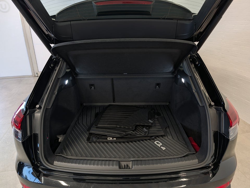 Audi Q4 e-tron 40 Advanced 5d