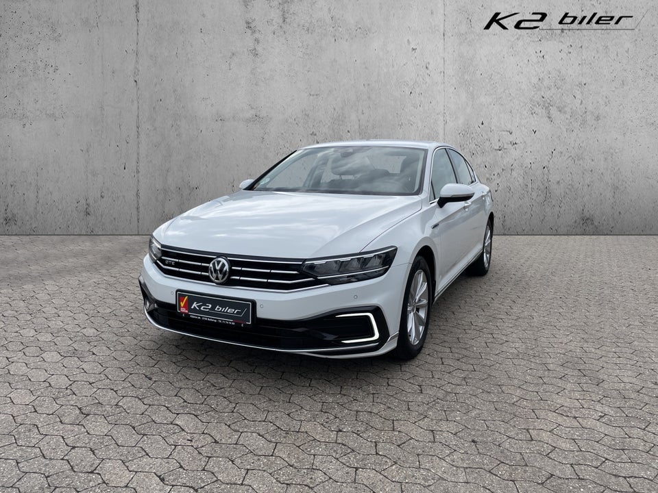 VW Passat 1,4 GTE+ Pro DSG 4d