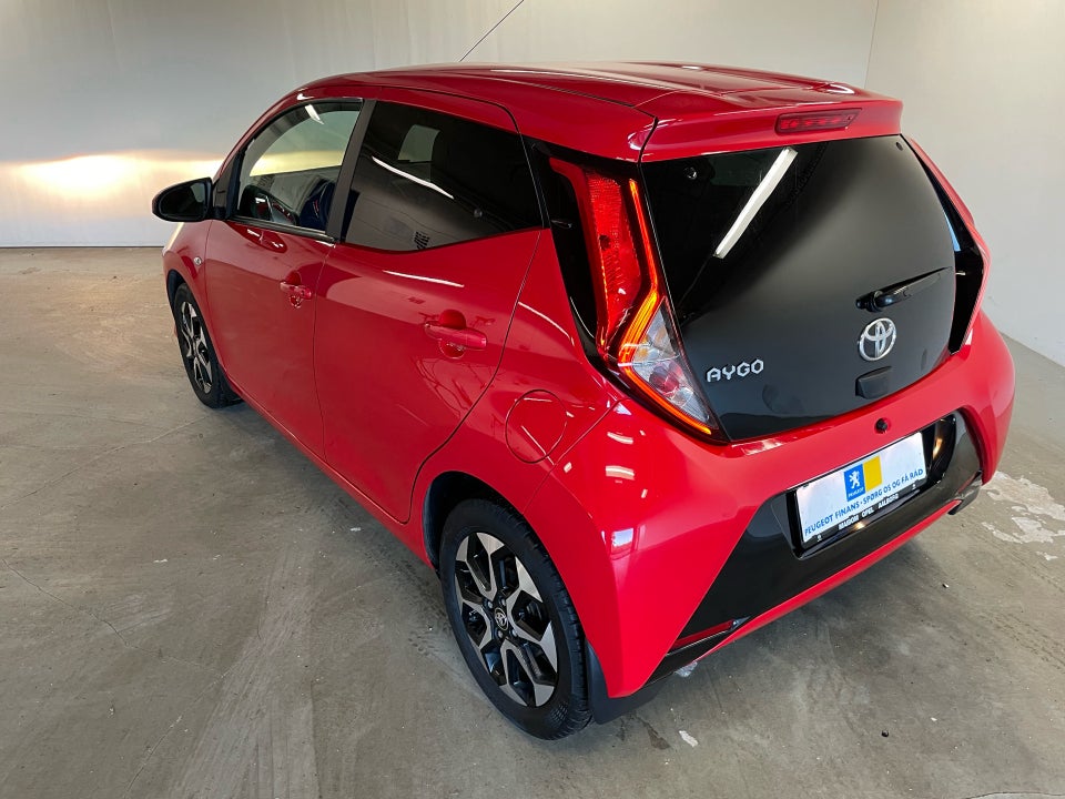 Toyota Aygo 1,0 VVT-i x-pose 5d