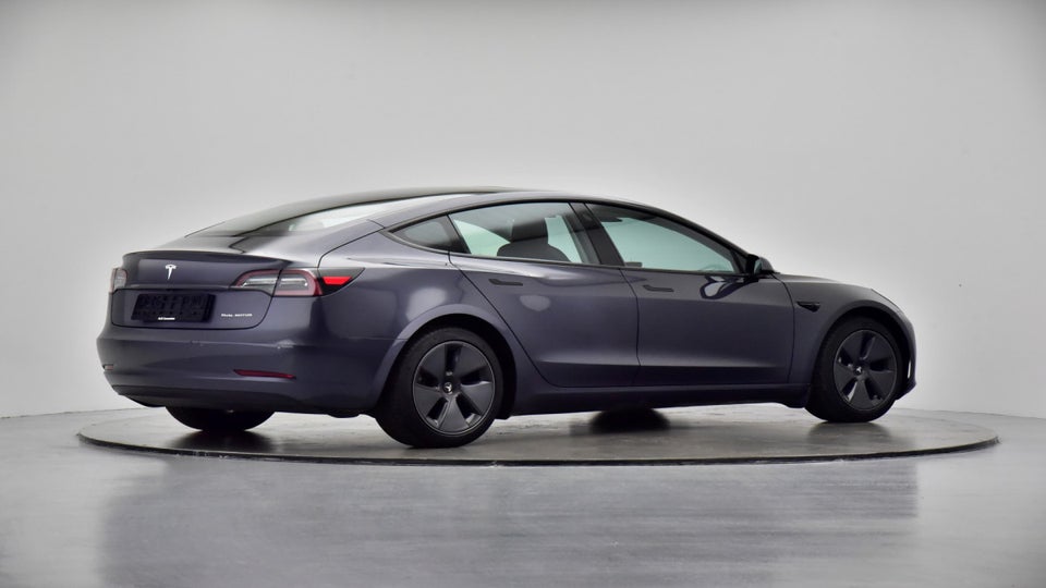 Tesla Model 3 Long Range AWD 4d