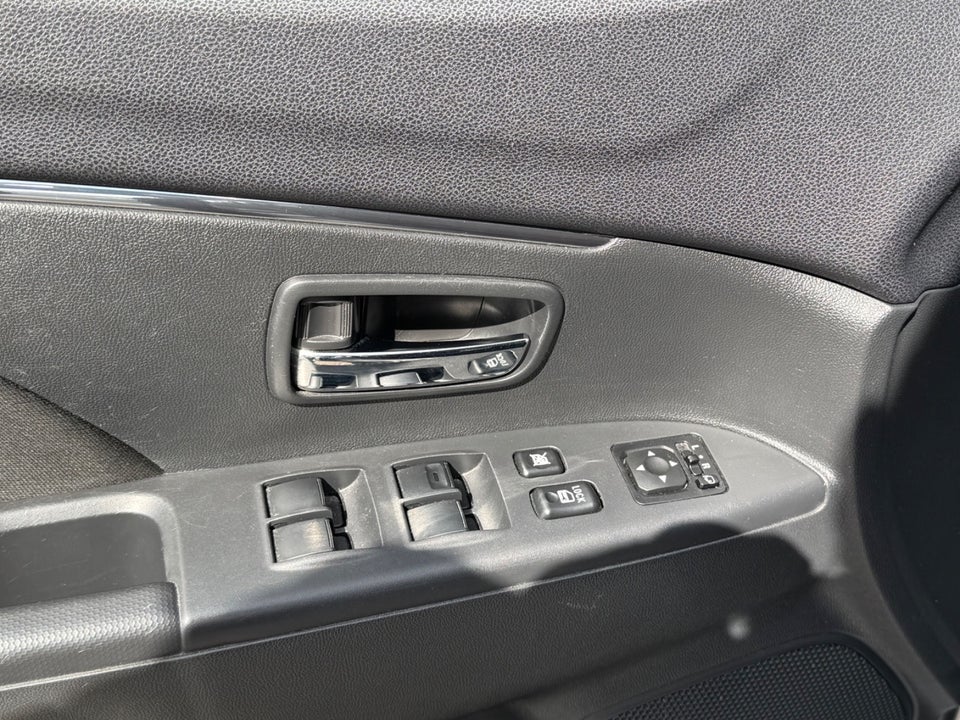 Mitsubishi ASX 1,6 Invite 5d