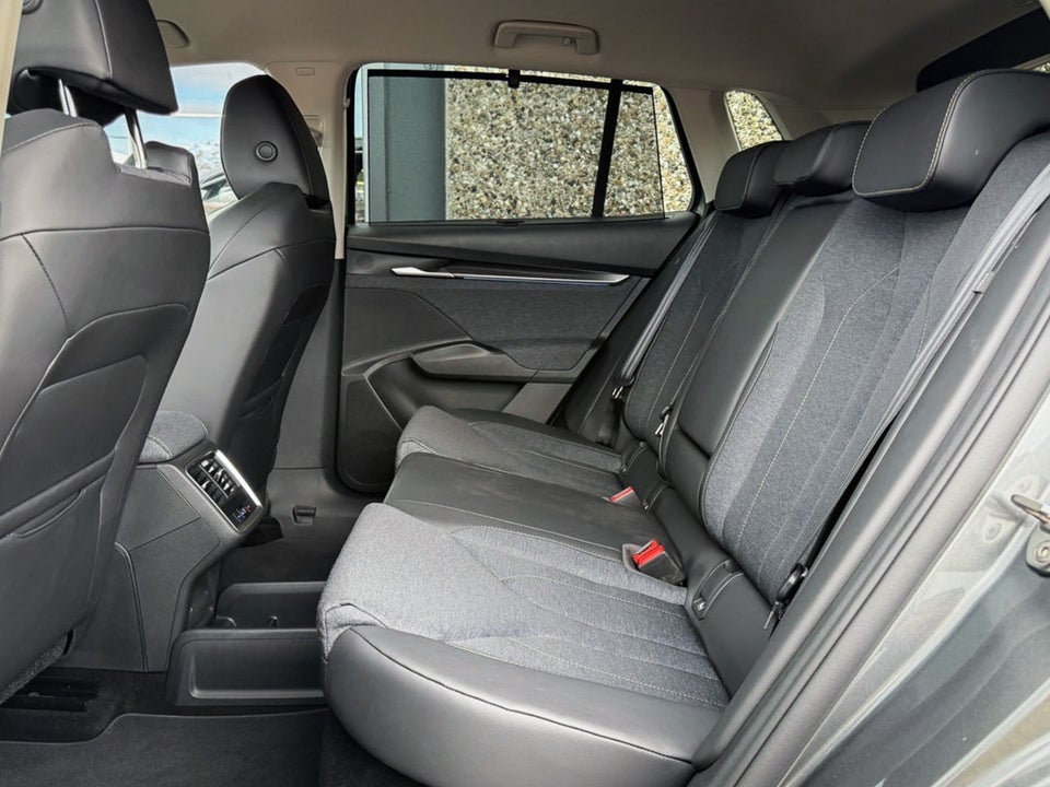 Skoda Elroq 85 iV Maxx 5d