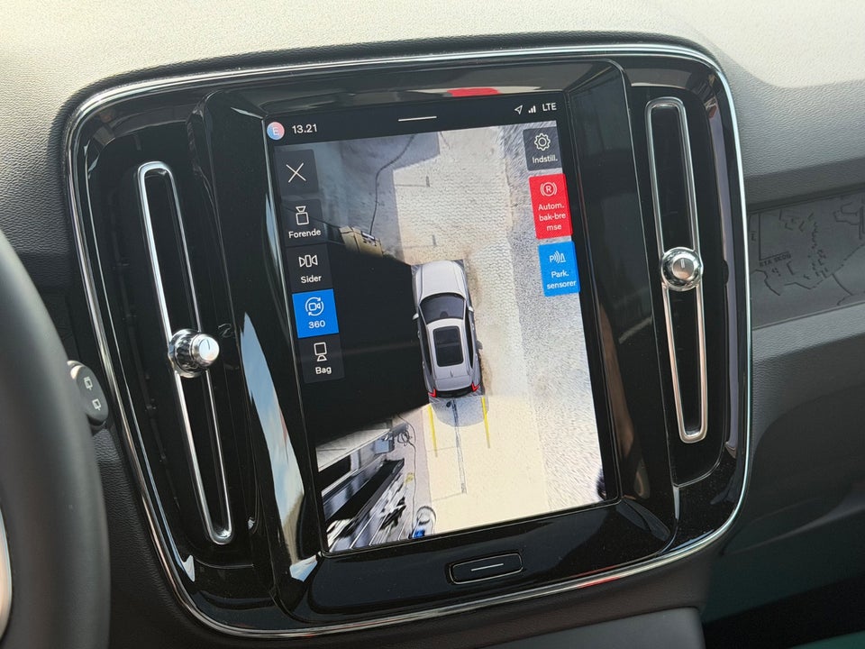 Volvo XC40 ReCharge Extended Range Ultimate 5d