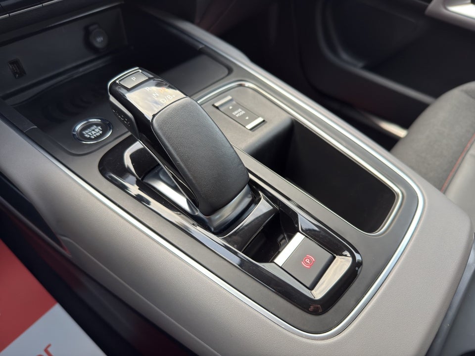 Citroën C5 Aircross 1,6 Hybrid Shine Sport EAT8 5d