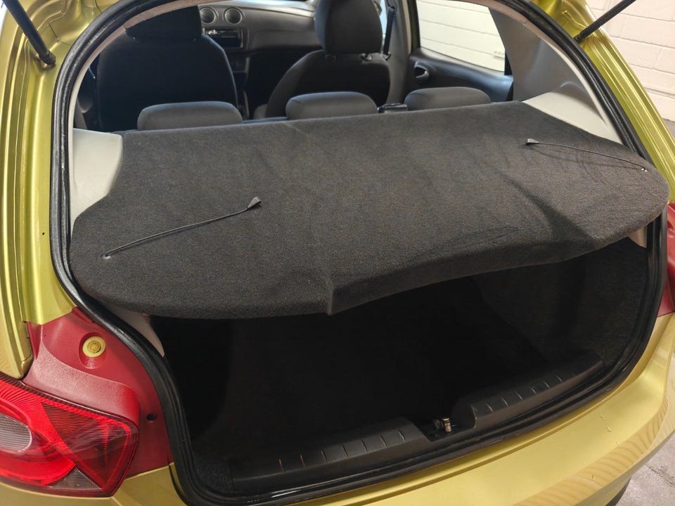 Seat Ibiza 1,4 16V Stylance 5d