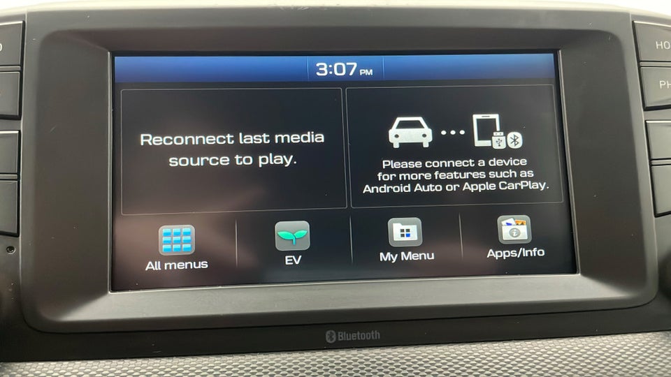 Hyundai Kona 64 EV Essential 5d