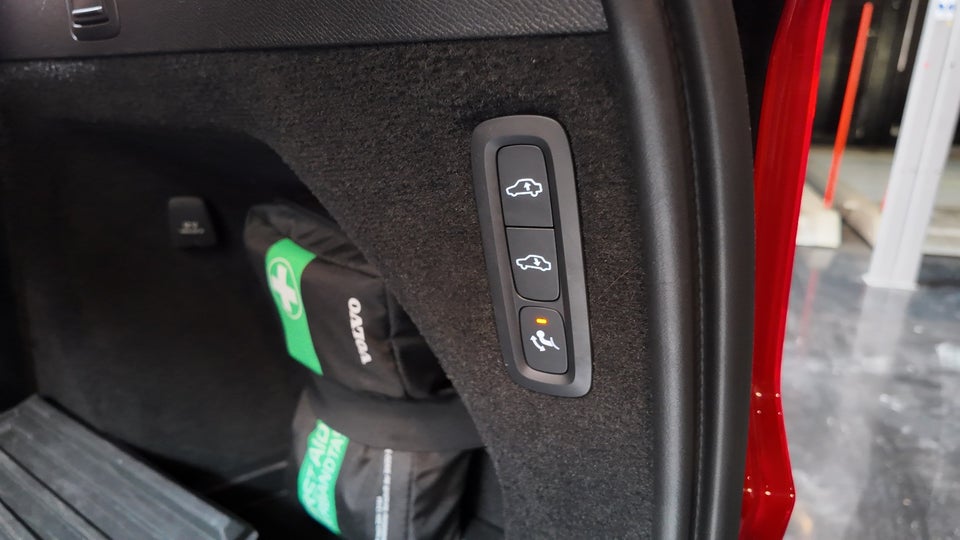 Volvo XC90 2,0 T8 ReCharge Ultimate Bright aut. AWD 7prs 5d