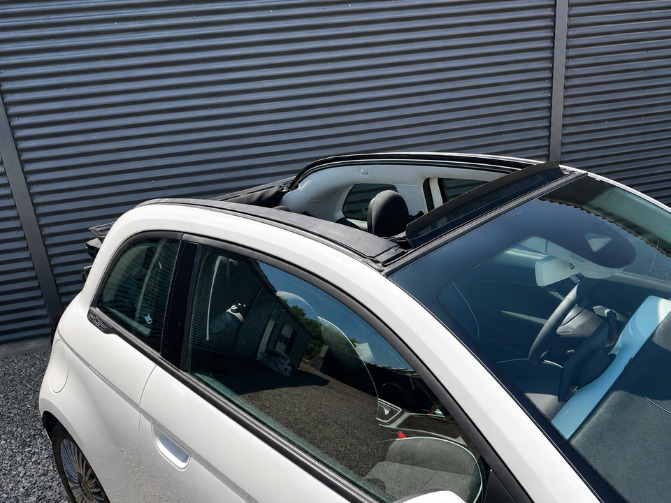 Fiat 500e 42 Icon Cabrio 2d