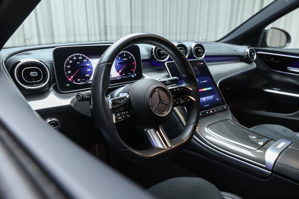 Mercedes C300 d 2,0 AMG Line stc. aut. 5d