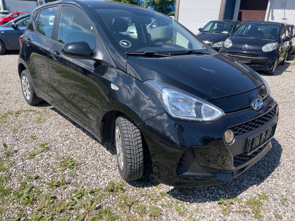 Hyundai i10 1,0 Premium 5d