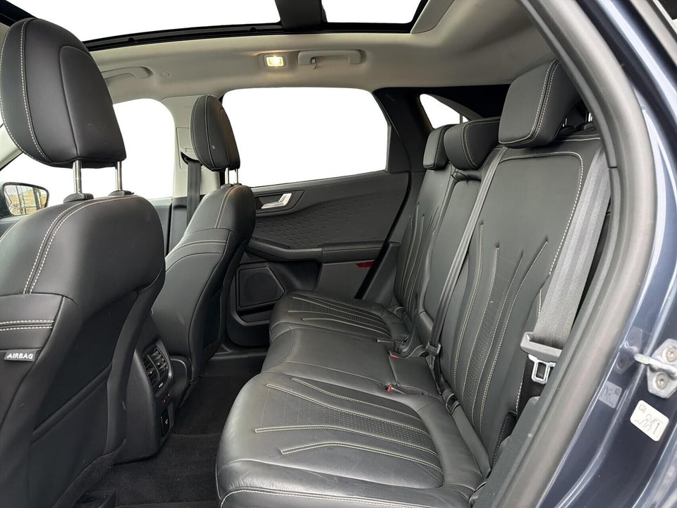 Ford Kuga 2,5 PHEV Vignale CVT 5d