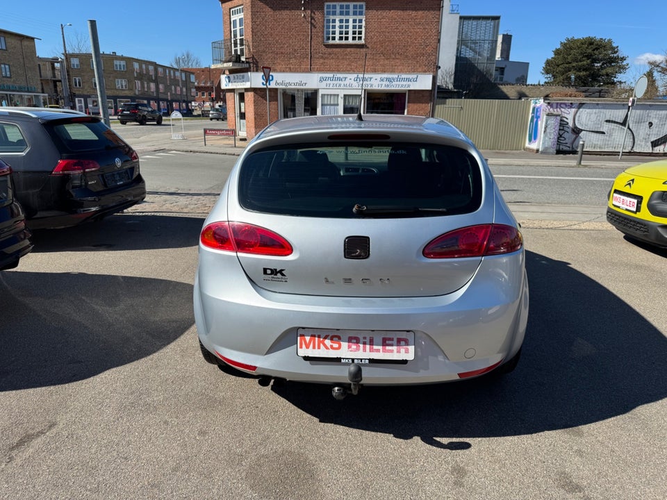 Seat Leon 1,8 TSi Stylance 5d