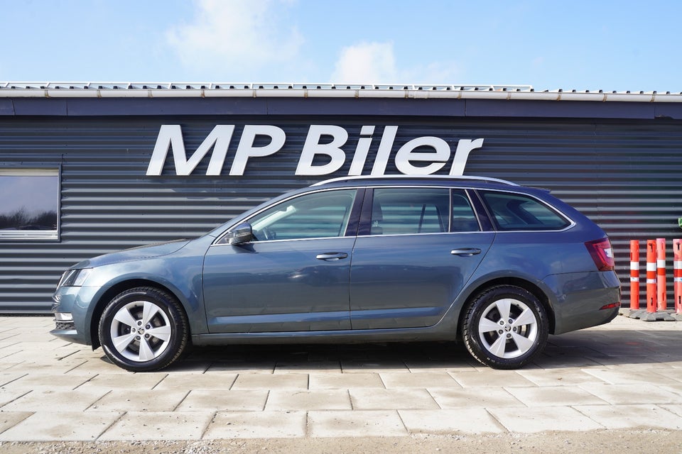 Skoda Octavia 1,6 TDi 115 Style Combi DSG 5d