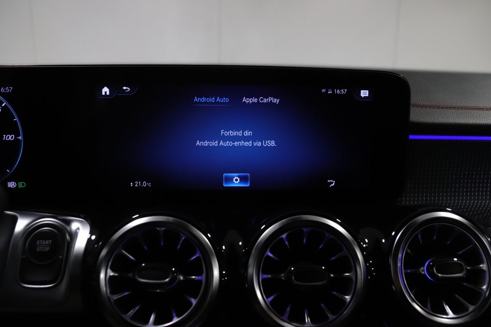 Mercedes EQB250 AMG Line 5d