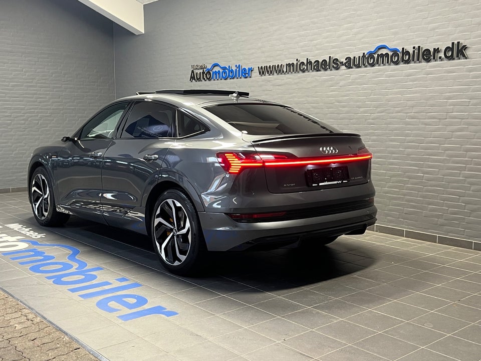 Audi e-tron 55 S-line Sportback quattro 5d