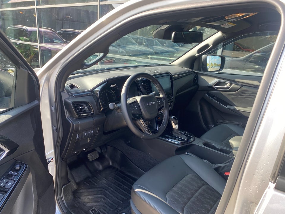 Isuzu D-Max 1,9 TD 163 Crew Cab Exclusive aut. 4d