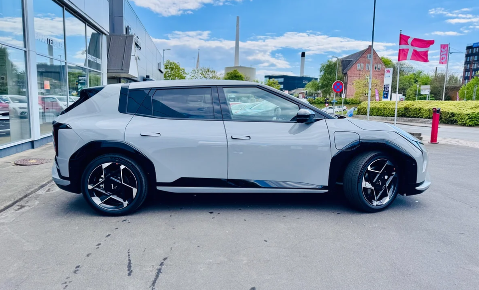 Kia EV4 81 Long Range GT-Line 5d
