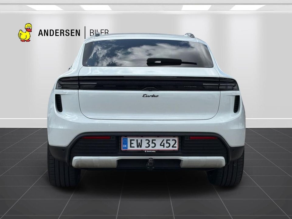 Porsche Macan Turbo 5d