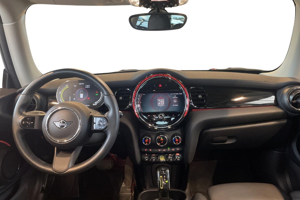 MINI Cooper SE Classic Trim 3d