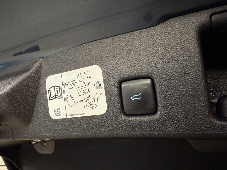 Ford Kuga 2,5 PHEV ST-Line X CVT 5d