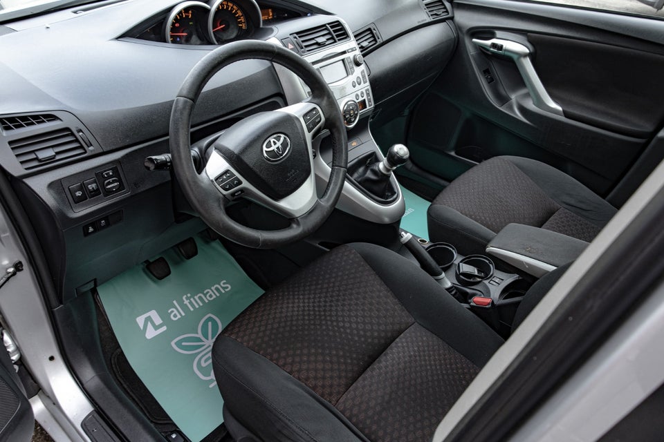 Toyota Verso 2,0 D-4D T1 7prs 5d