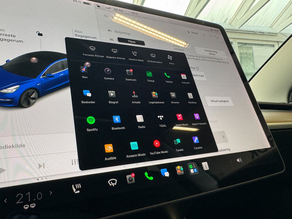 Tesla Model 3 Standard Range+ RWD 4d