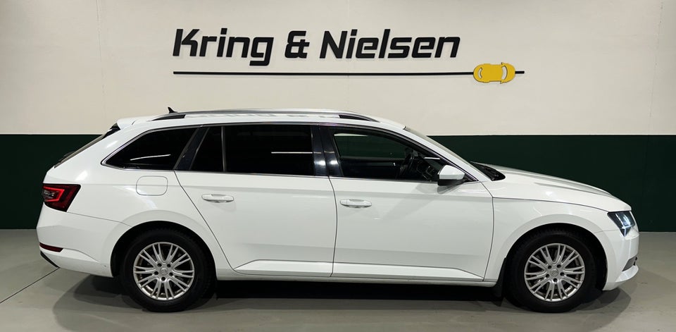Skoda Superb 2,0 TDi 150 Style Combi DSG 5d