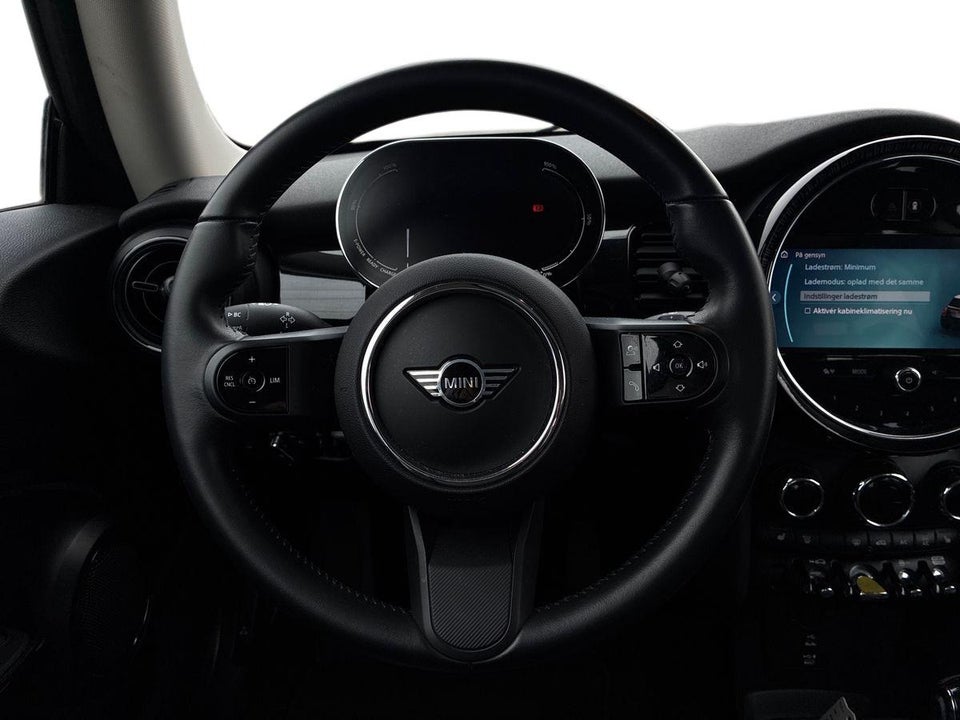 MINI Cooper SE Camden Edition 3d