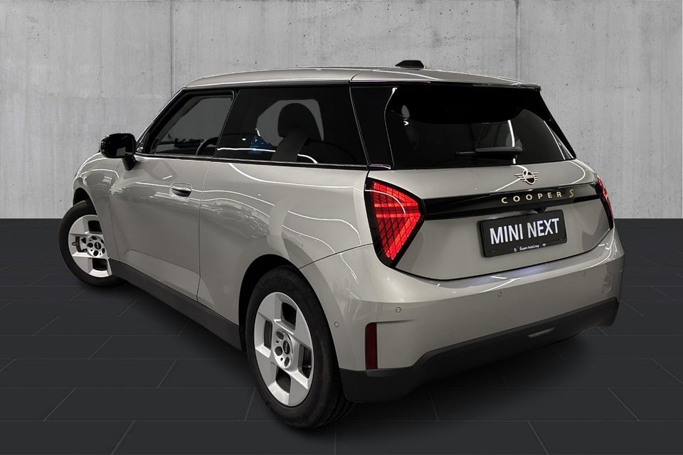 MINI Cooper SE Classic Trim M 3d