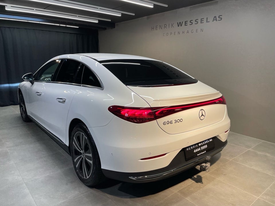 Mercedes EQE300 4d