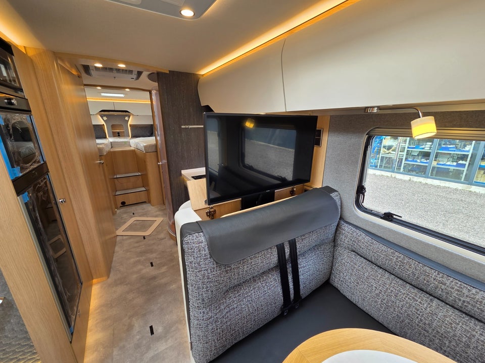 Hymer B-ML I880 2,0 CDi 170 aut. 2d